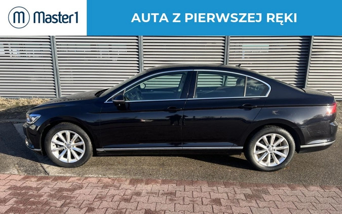 Volkswagen Passat cena 79850 przebieg: 126167, rok produkcji 2018 z Szamocin małe 191